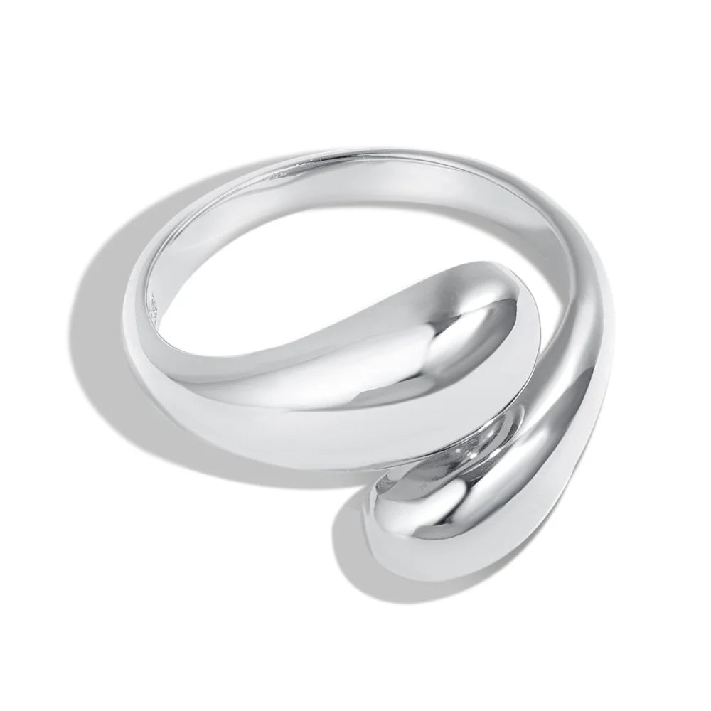 Silver Oval Essence Overlapping Ring